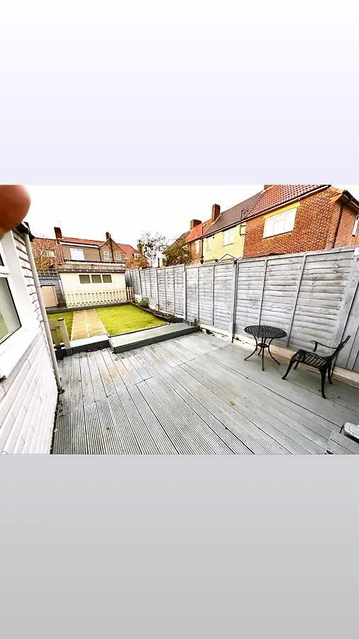 43 Keedonwood Road Villa Bromley Holiday home